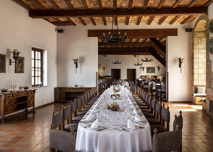 Parador De Tortosa